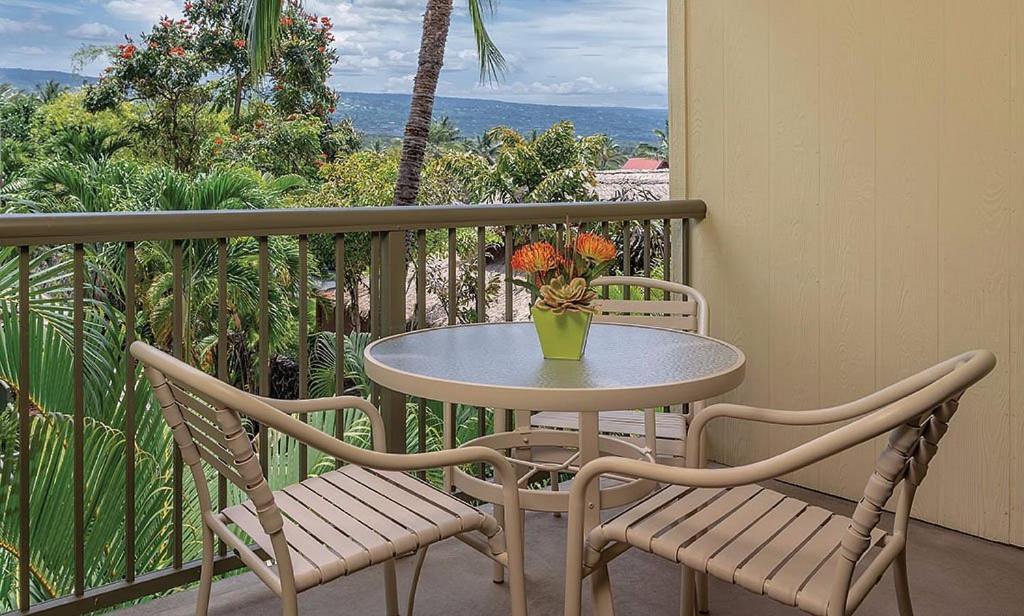 Beautiful 2 Bedroom Condo @ Kona! Kailua Kültér fotó